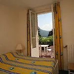 Du Hotel 3*