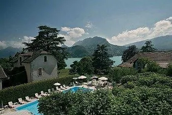 Du Hotel