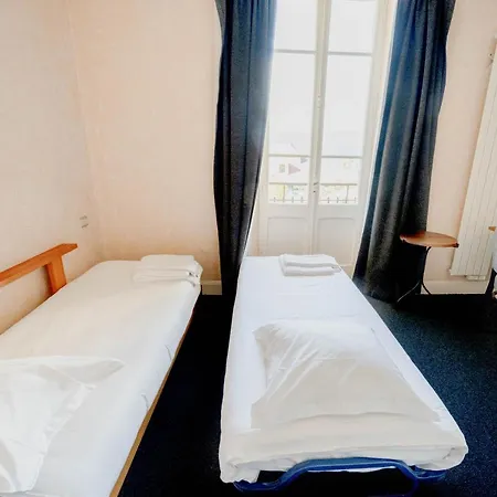 Du Hotel