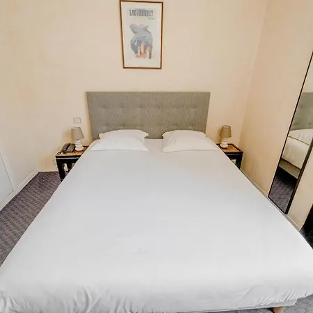 Du Hotel