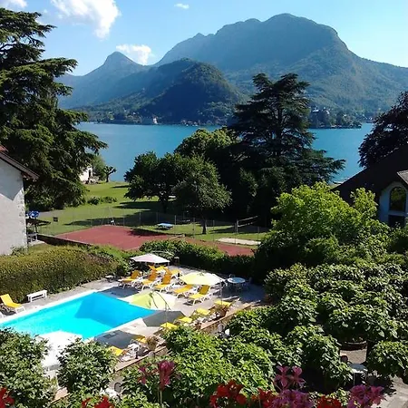 Du Hotel 3*