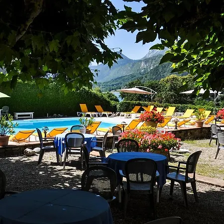 Du Hotel